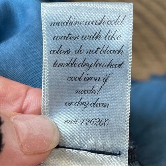 Mi Ami 100% Tencel Fringed Edge Top, Size L - Picture 8 of 13